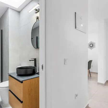 Location - Walk To The Beach, Shops & Dining Lejlighed