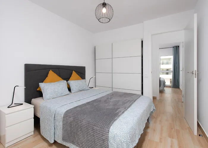 Location - Walk To The Beach, Shops & Dining Διαμέρισμα *