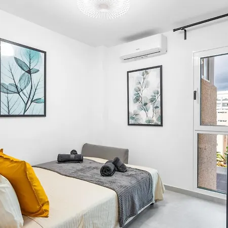 Apartamento Location - Walk To The Beach, Shops & Dining Playa de las Américas